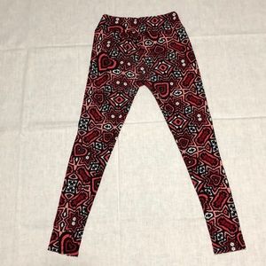 One size LuLaRoe Valentine leggings